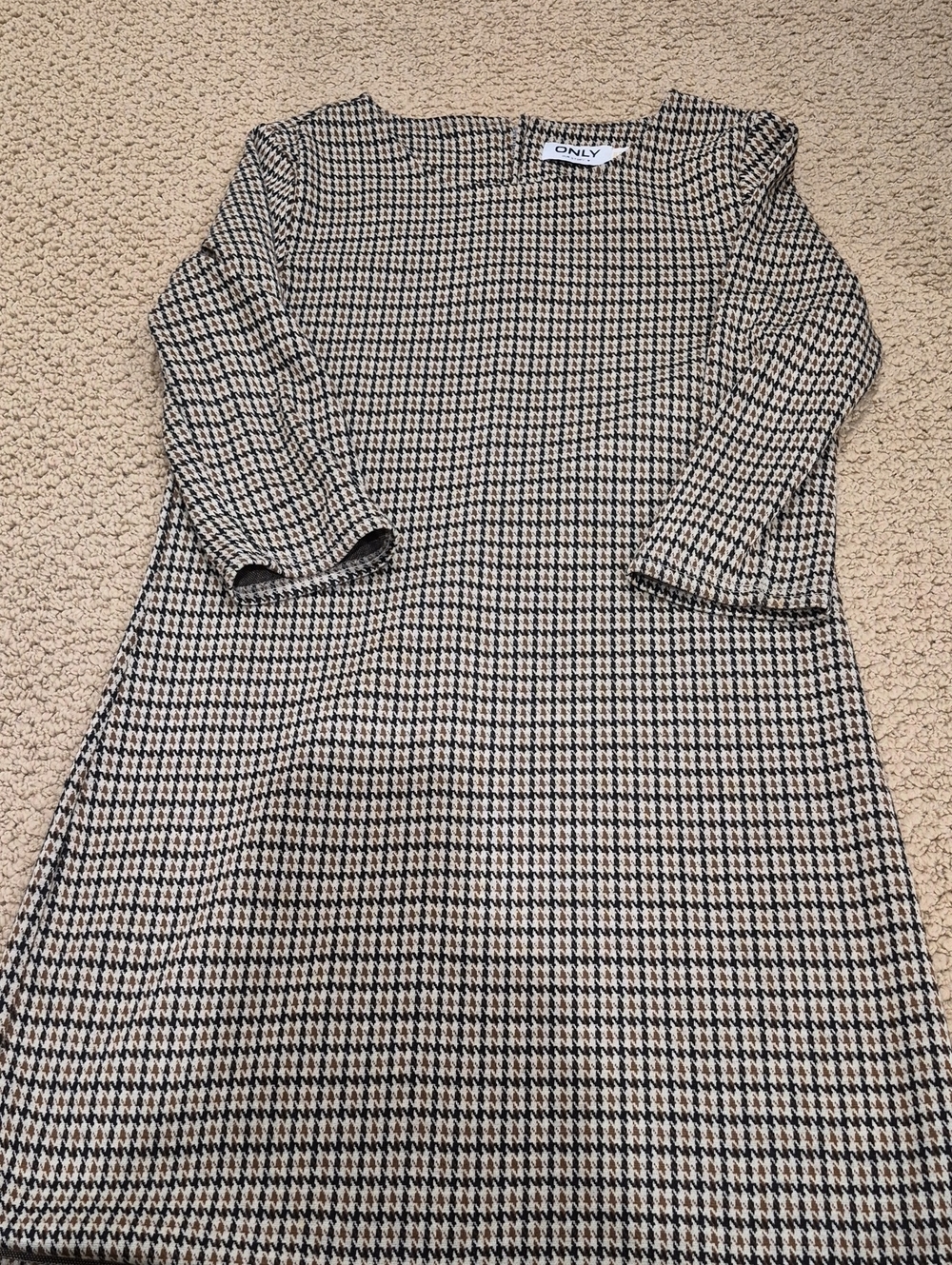 ONLY Black and Cream Houndstooth Knit Shift Dress